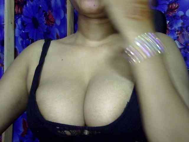 Nusrat-Mimi webcam