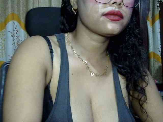 Nusrat-Mimi webcam