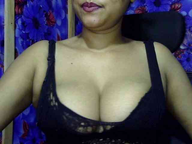 Nusrat-Mimi webcam
