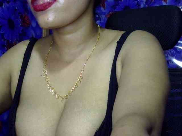 Nusrat-Mimi webcam