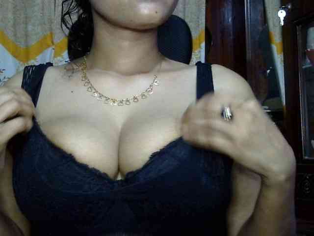 Nusrat-Mimi webcam