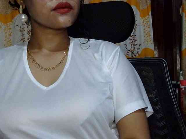 Nusrat-Mimi webcam