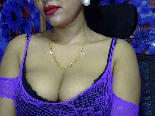 Nusrat-Mimi webcam