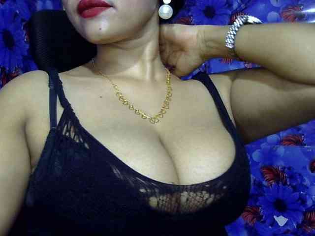 Nusrat-Mimi webcam