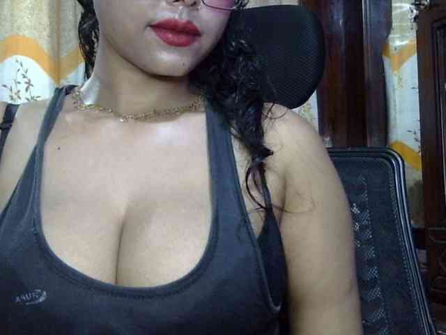 Nusrat-Mimi webcam