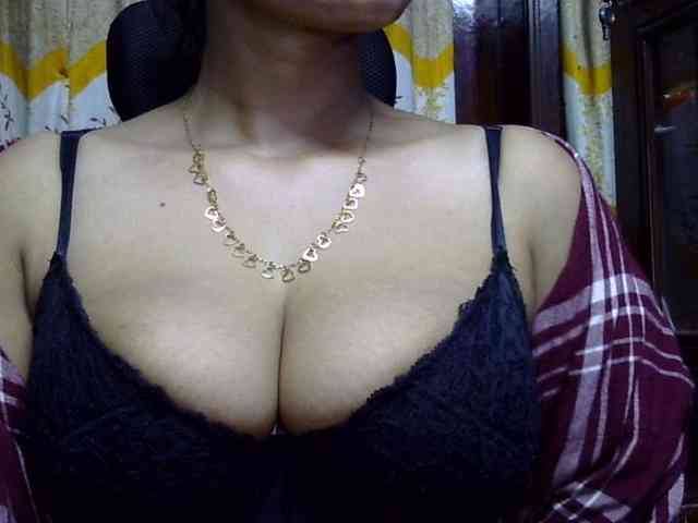 Nusrat-Mimi webcam