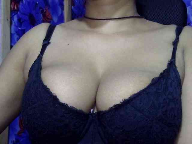 Nusrat-Mimi webcam