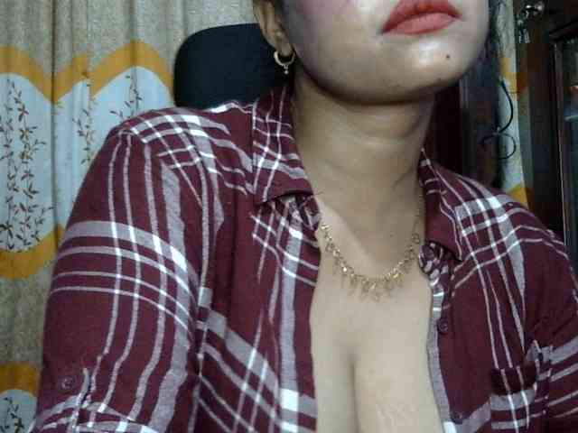 Nusrat-Mimi webcam