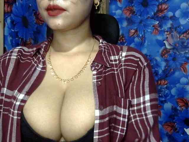 Nusrat-Mimi webcam
