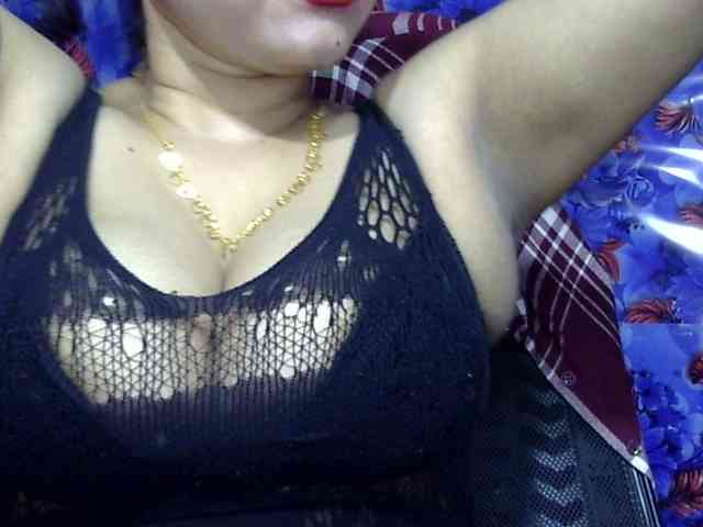 Nusrat-Mimi webcam
