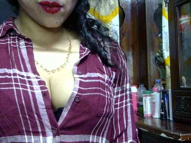 Nusrat-Mimi webcam