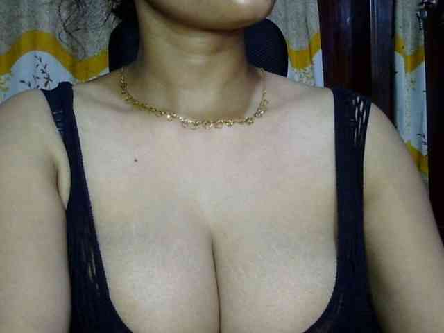 Nusrat-Mimi webcam