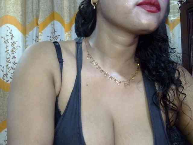 Nusrat-Mimi webcam
