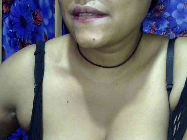 Nusrat-Mimi webcam