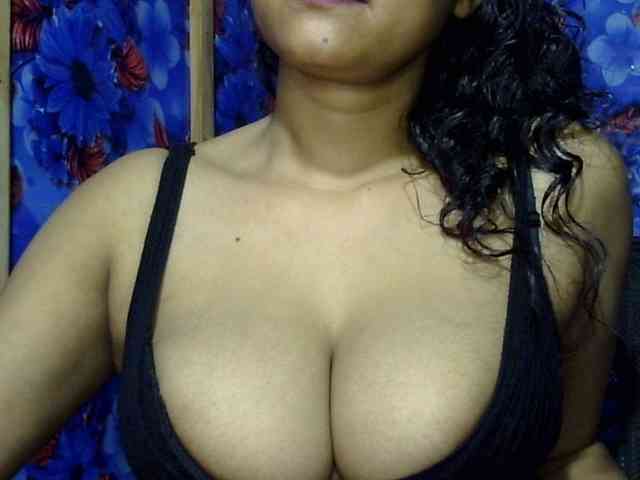 Nusrat-Mimi webcam