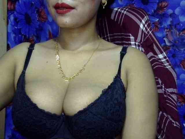 Nusrat-Mimi webcam