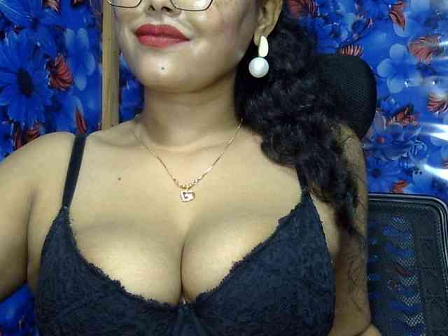 Nusrat-Mimi webcam