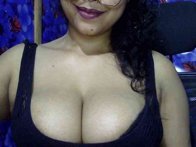 Nusrat-Mimi webcam