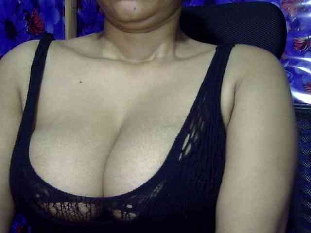 Nusrat-Mimi webcam