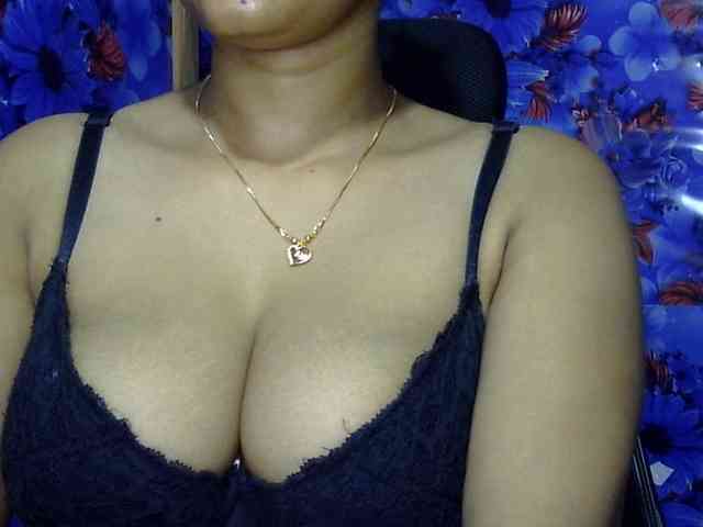 Nusrat-Mimi webcam