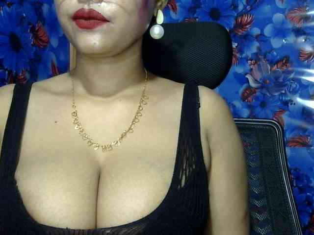 Nusrat-Mimi webcam