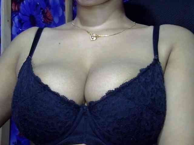 Nusrat-Mimi webcam