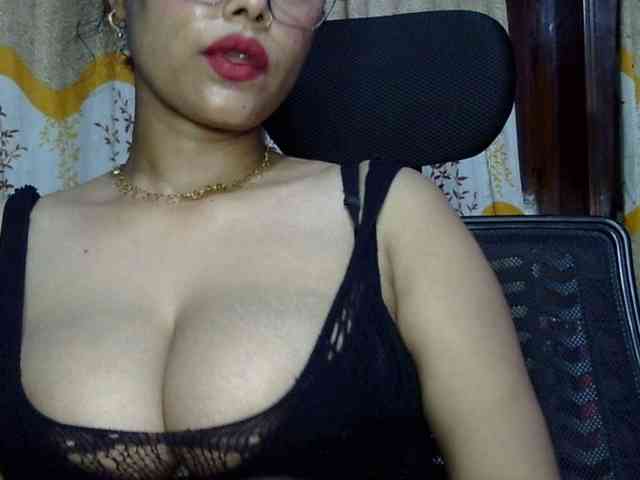 Nusrat-Mimi webcam