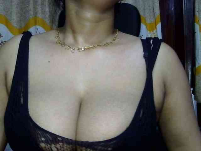 Nusrat-Mimi webcam