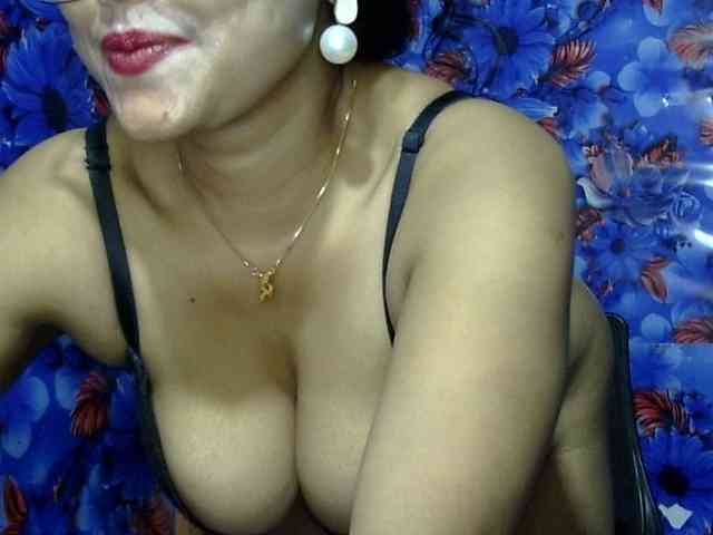 Nusrat-Mimi webcam