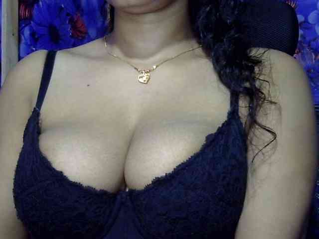 Nusrat-Mimi webcam