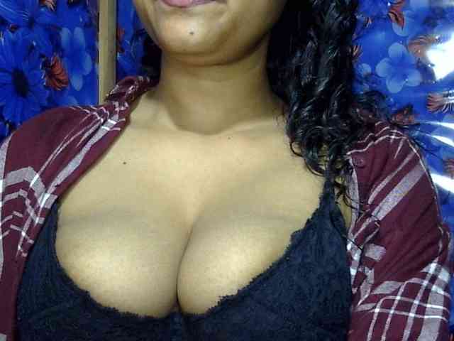 Nusrat-Mimi webcam