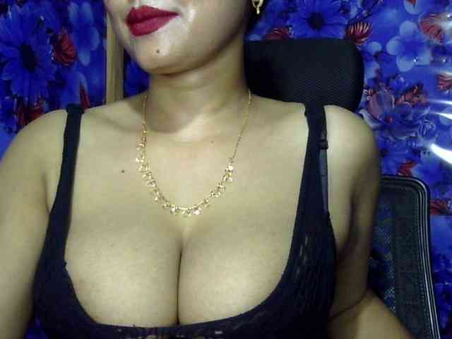 Nusrat-Mimi webcam