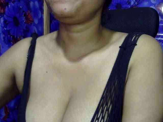 Nusrat-Mimi webcam