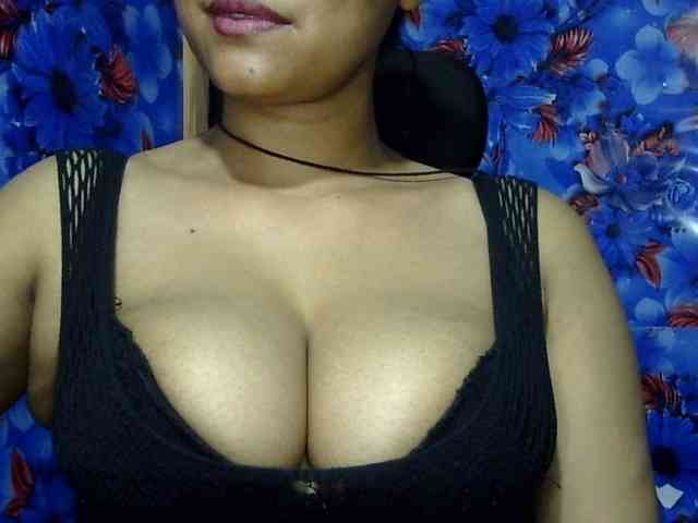 Nusrat-Mimi webcam