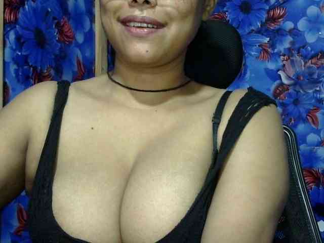 Nusrat-Mimi webcam