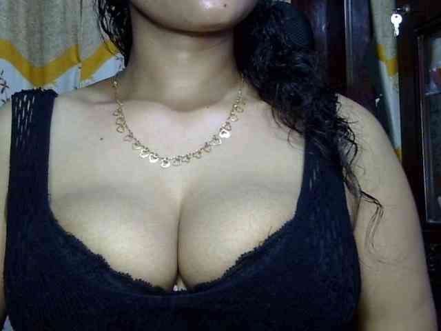 Nusrat-Mimi webcam