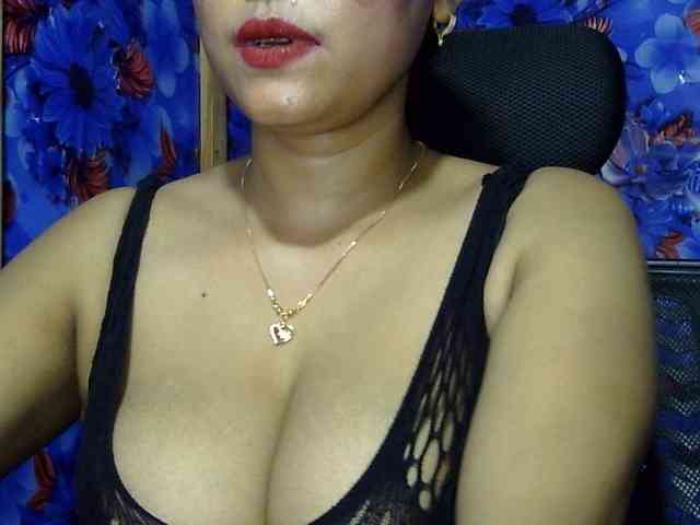 Nusrat-Mimi webcam
