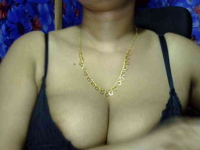 Nusrat-Mimi webcam