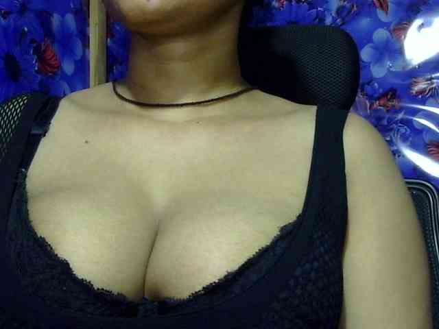 Nusrat-Mimi webcam