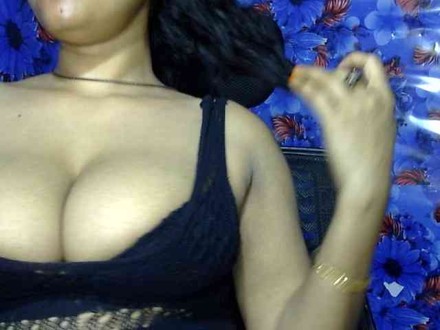 Nusrat-Mimi webcam