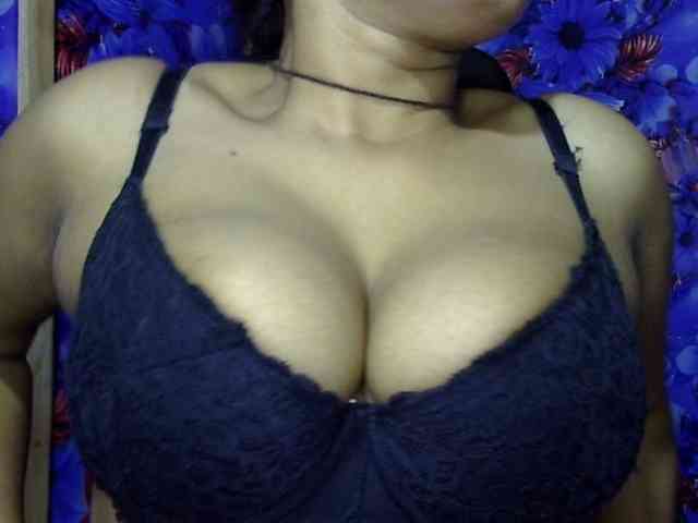 Nusrat-Mimi webcam
