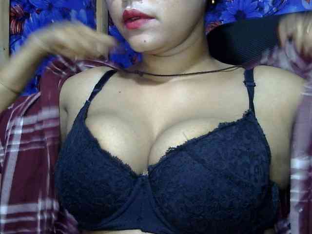Nusrat-Mimi webcam