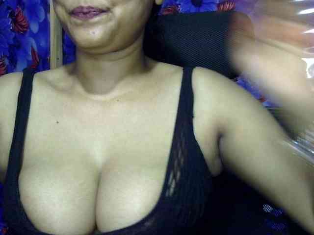 Nusrat-Mimi webcam