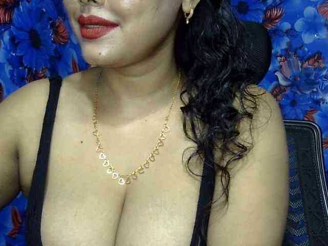 Nusrat-Mimi webcam