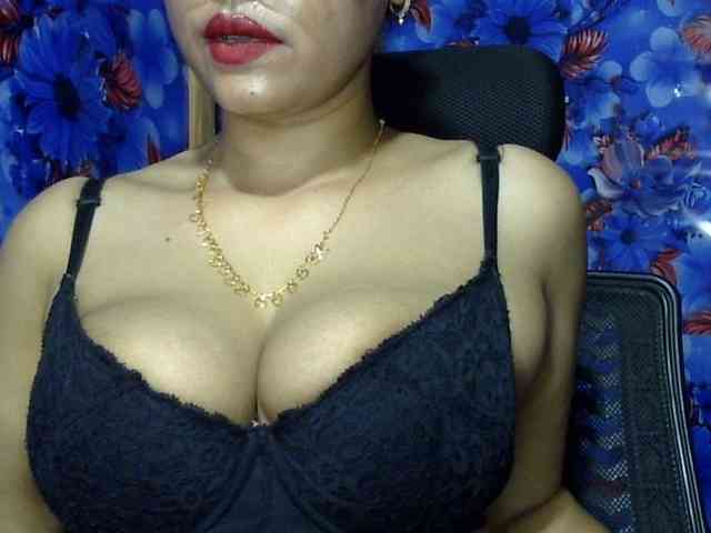 Nusrat-Mimi webcam