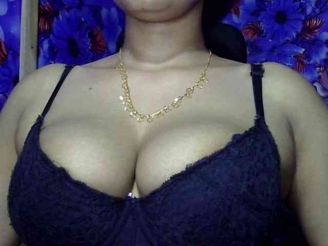 Nusrat-Mimi webcam
