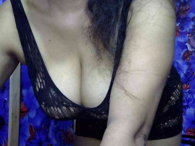 Nusrat-Mimi webcam