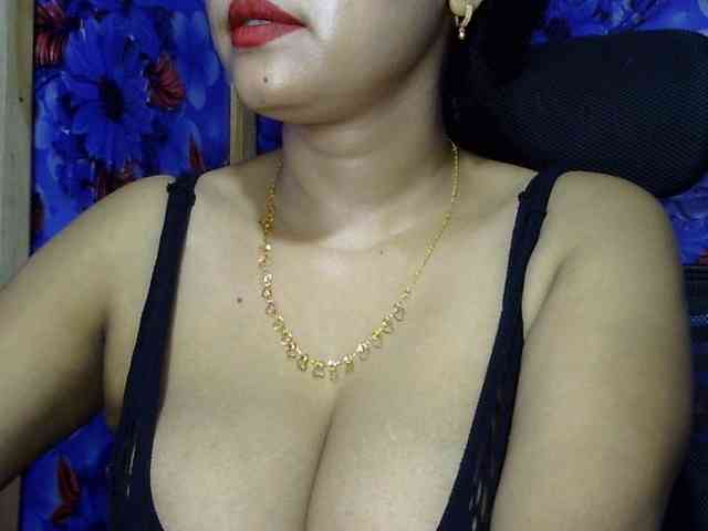 Nusrat-Mimi webcam