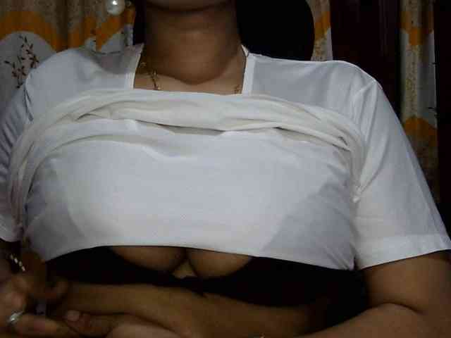 Nusrat-Mimi webcam