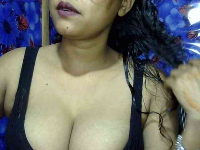 Nusrat-Mimi webcam